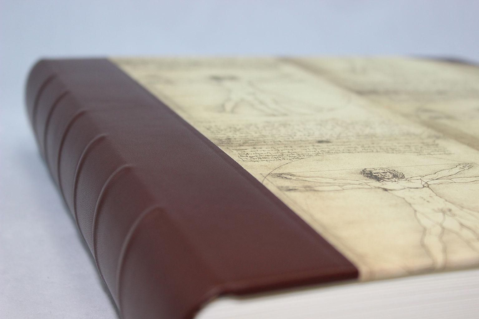 Fotoalbum Leonardo Da Vinci mit hochwertigem Halbledereinband – Bild 5