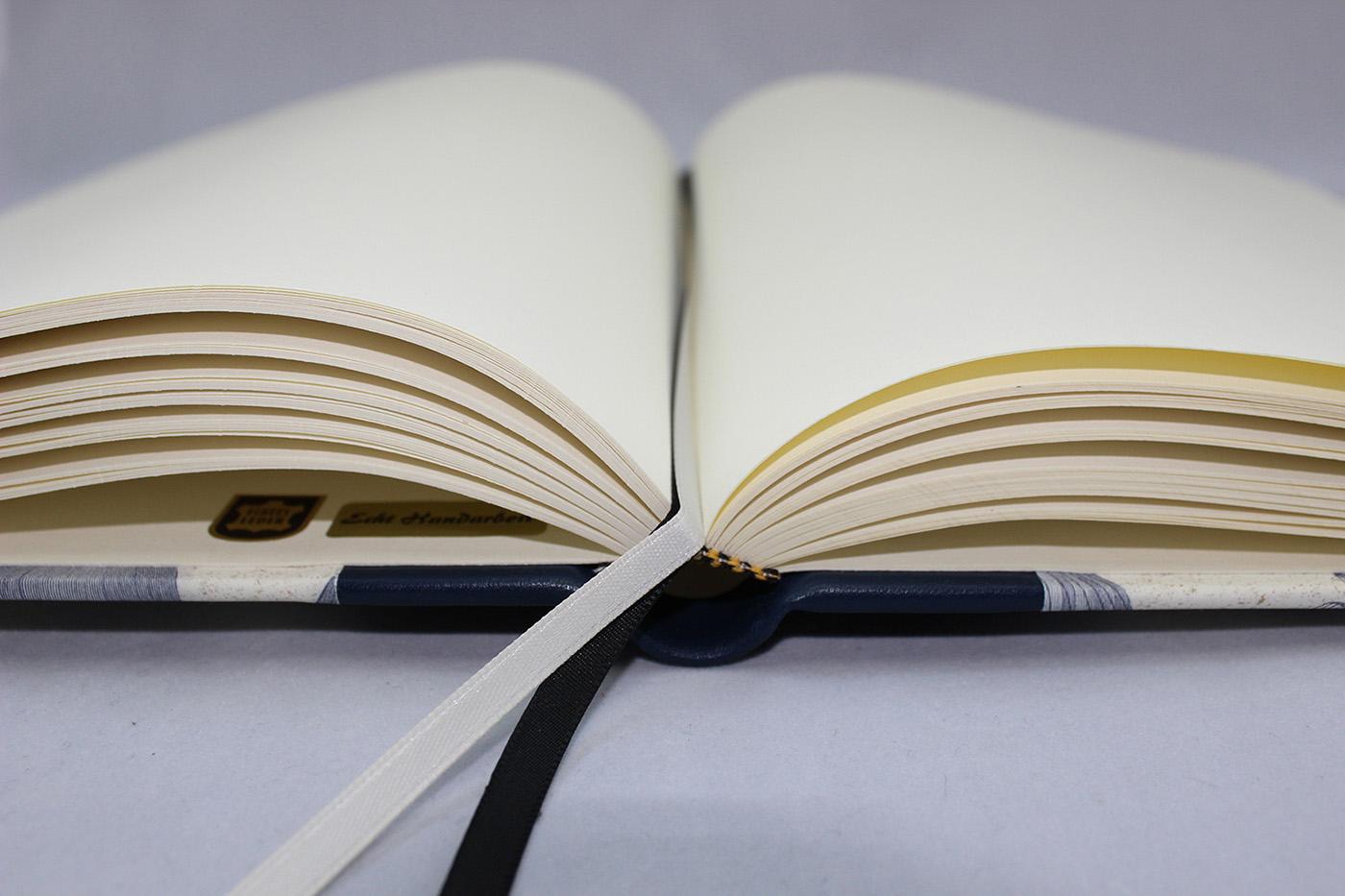 b2-gaestebuecher-halbleder-aereonautica-65-bild_03