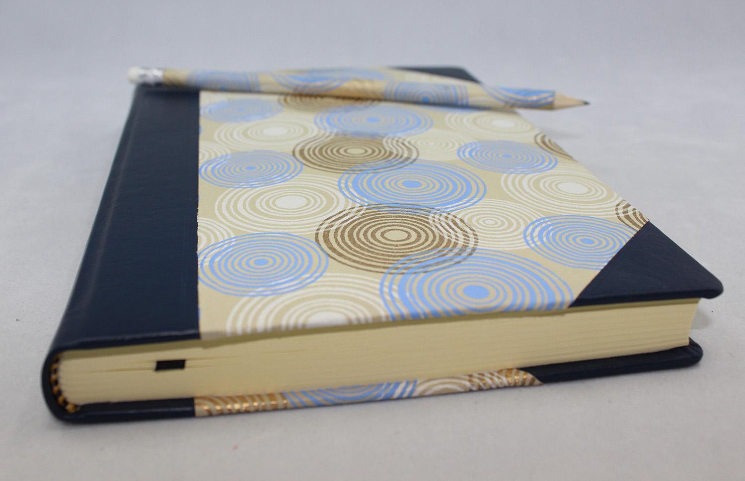 c2-notizbuecher-indianrings-halbleder-62-bild_02