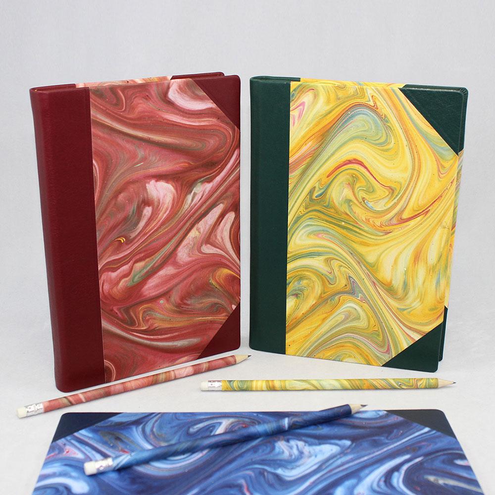 Notizbuch Marmor mit Lederelementen