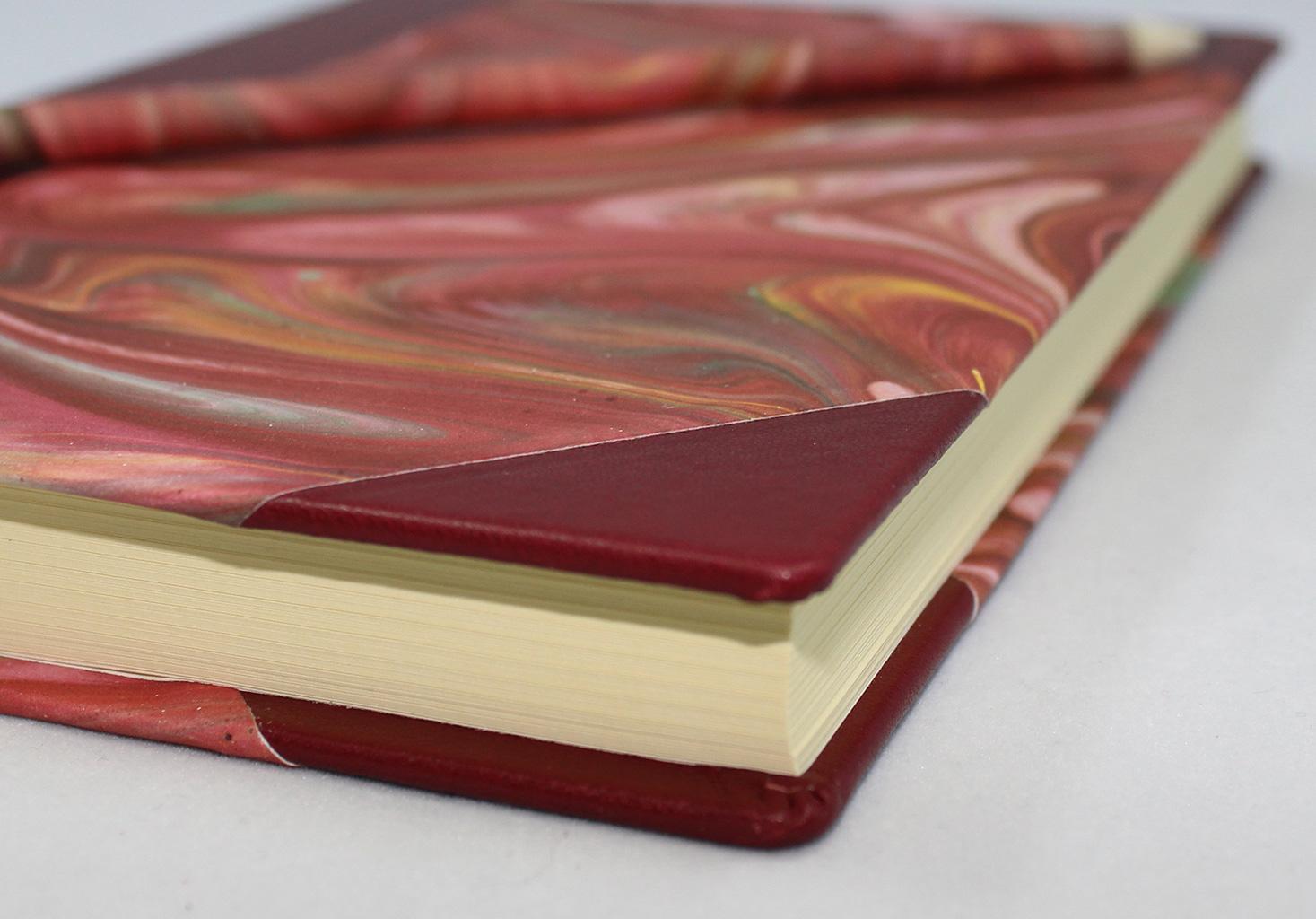 c2-notizbuecher-marmor-halbleder-70-bild_06