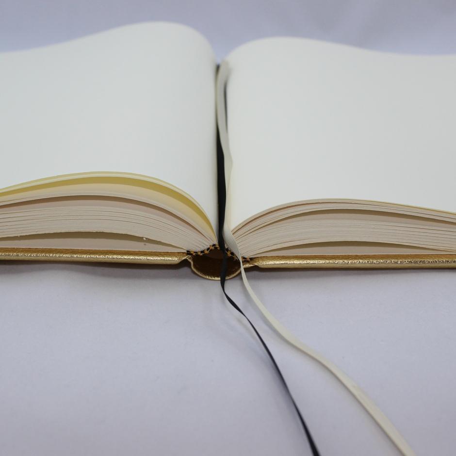 Gästebuch gold