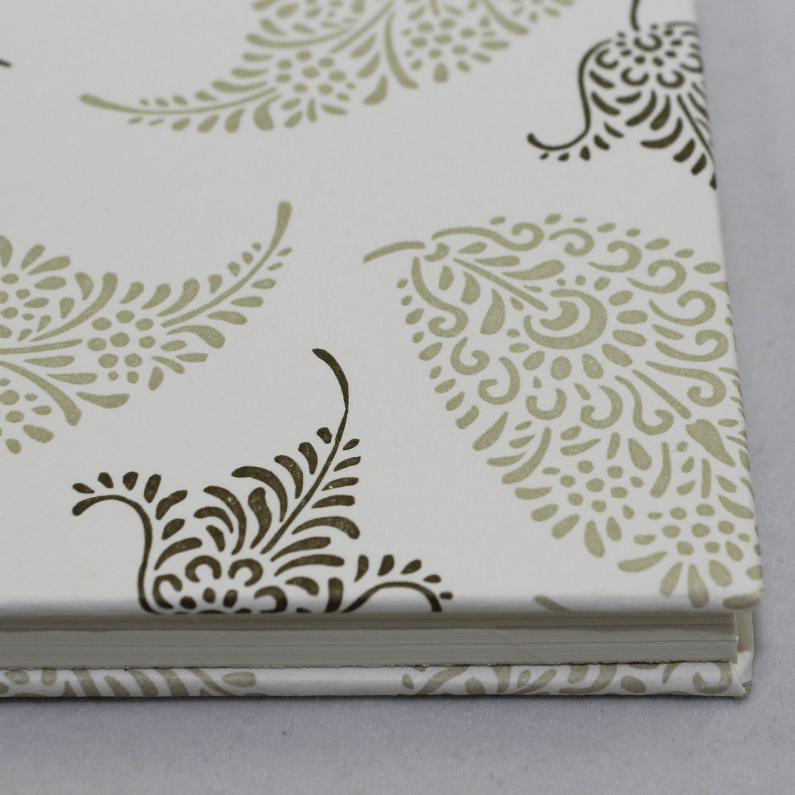 Notizbuch I Fogli mit von Hand eingezogenem Einband