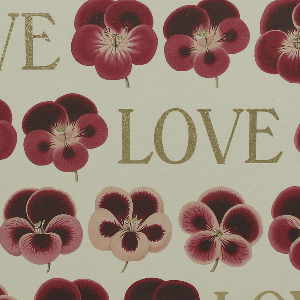 Notizbuch Love mit romantischem Papiereinband Notizbuch Love mit Blütenmotiven und goldfarbenen Akzenten