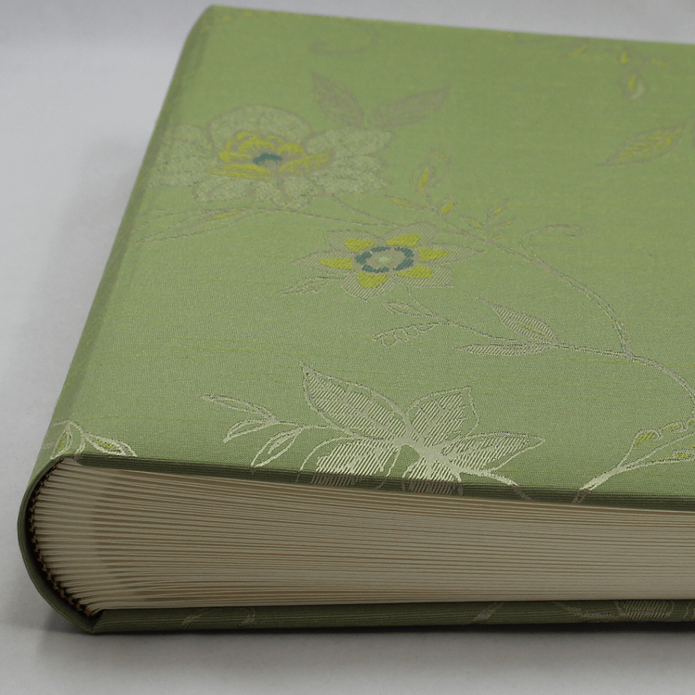 Fadenheftung und Handarbeit Buchbinderei Vera Donna