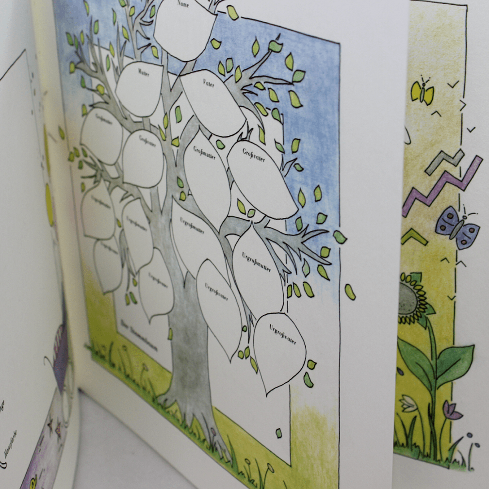 Kinderalbum Bärenfamilie Leinen rosé mit Stammbaum Kinderalbum Bärenfamilie Leinen rosé mit Stammbaum