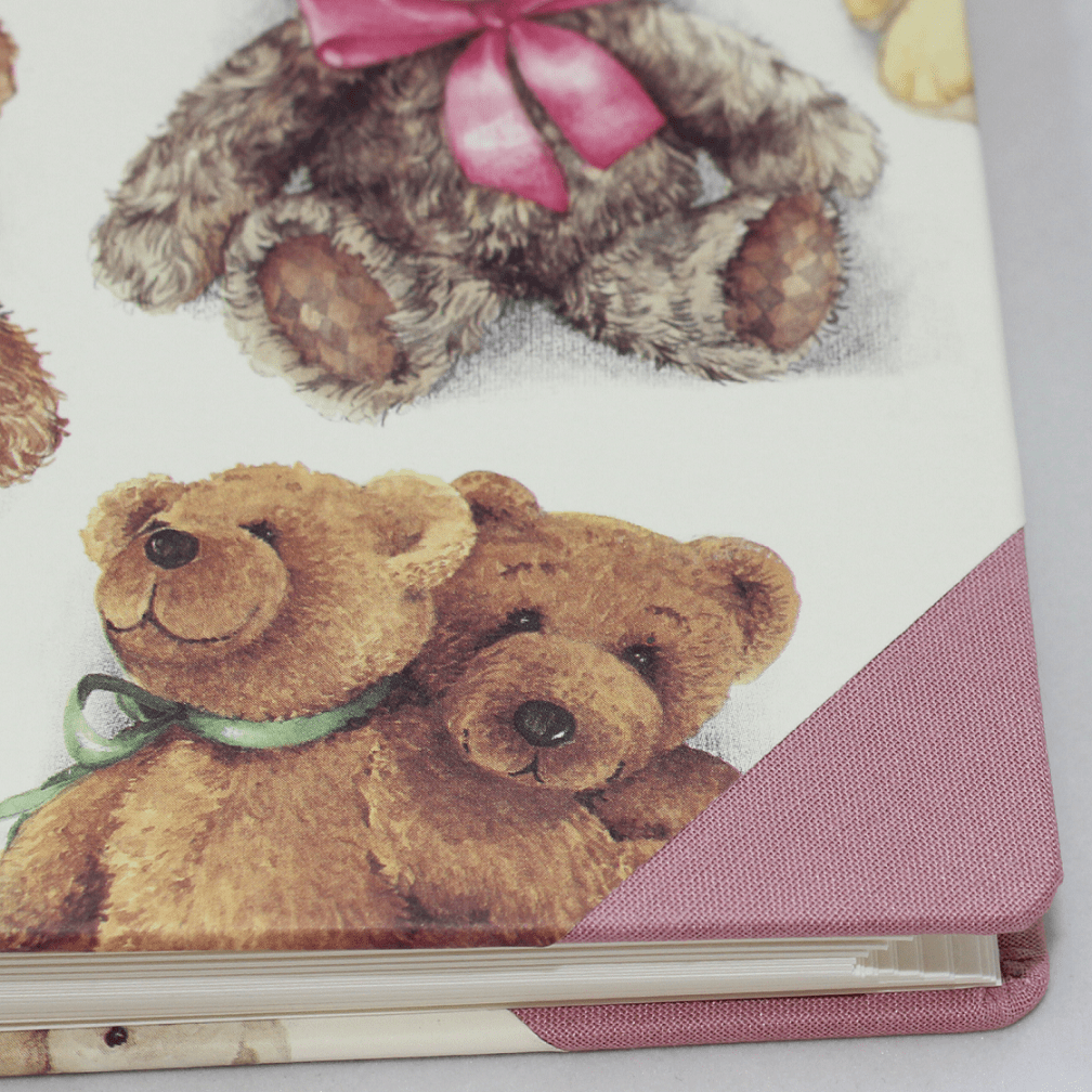 Kinderalbum Bärenfamilie Leinen rosé mit von Hand eingezogenen Ecken