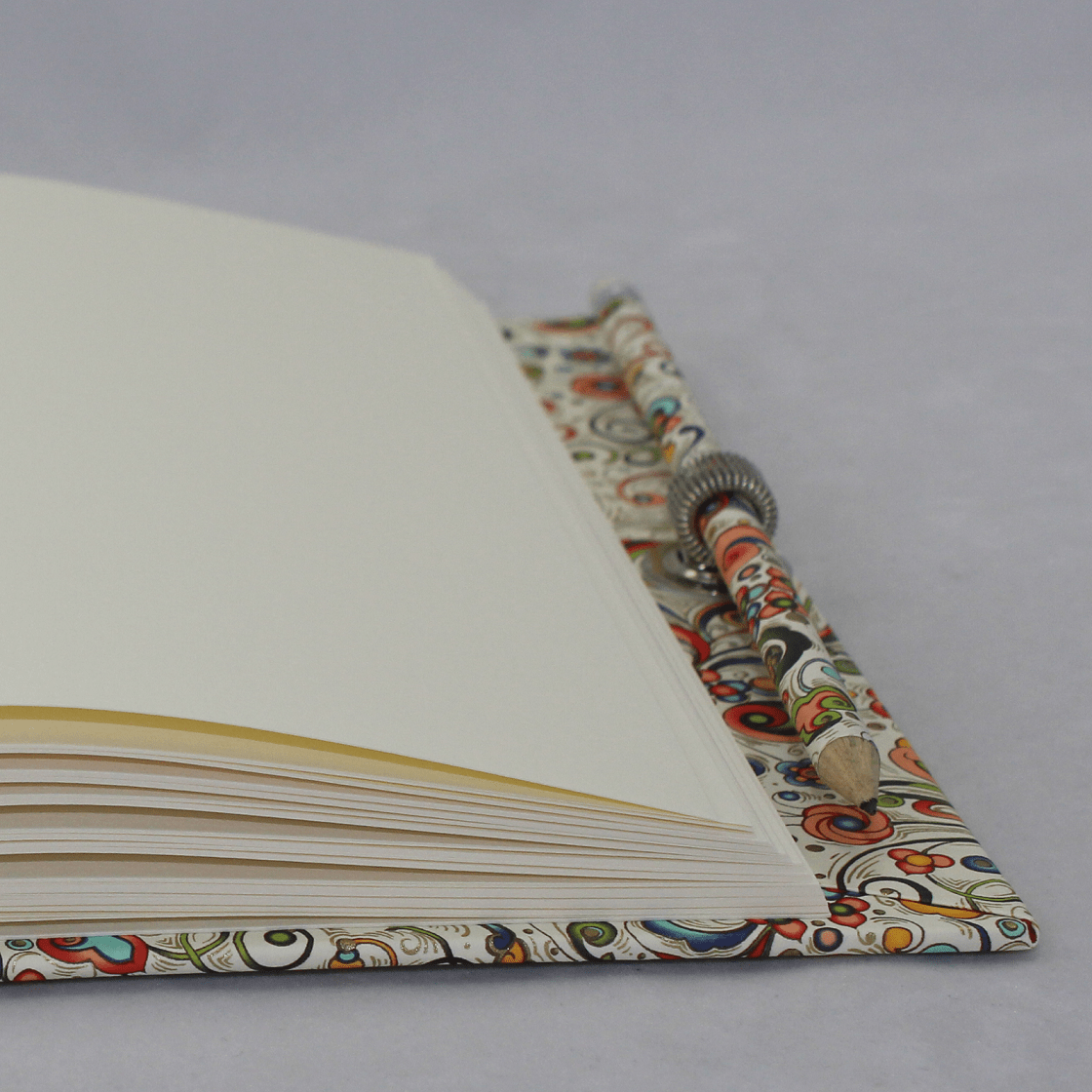 Notizbuch Tempesta rot mit passendem Stift