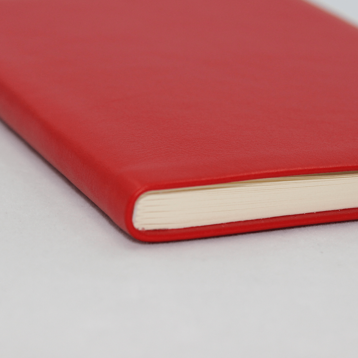 Adressbuch Leder gerundeter Buchrücken