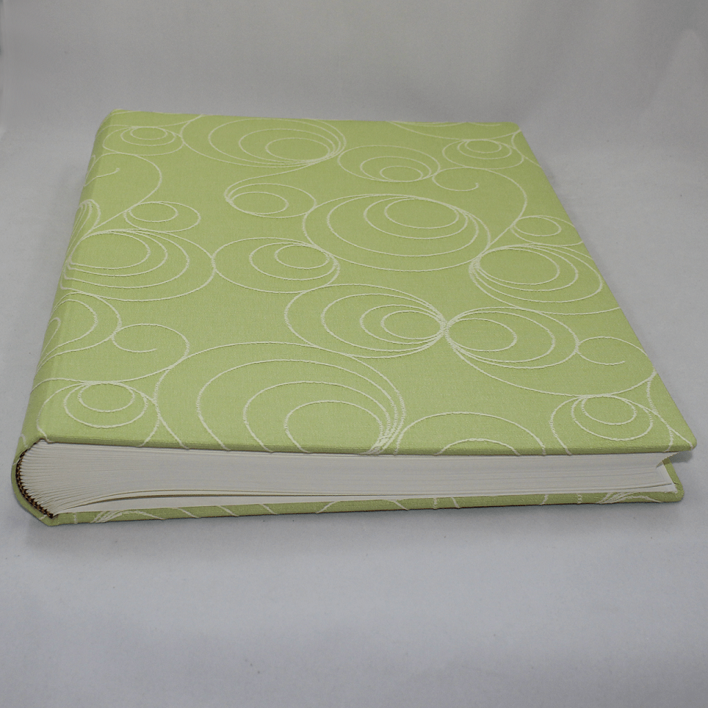 Fotoalbum Lisa groß kiwi gerundeter Buchrücken Fotoalbum Lisa XL in kiwi grün