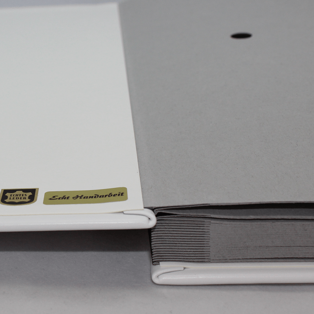 unterschriftenmappe-leder-weiss-hochwertige-handarbeit
