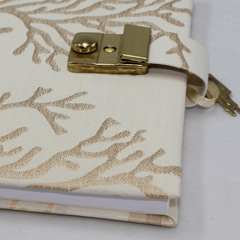 Tagebuch mit Schloss Koralle