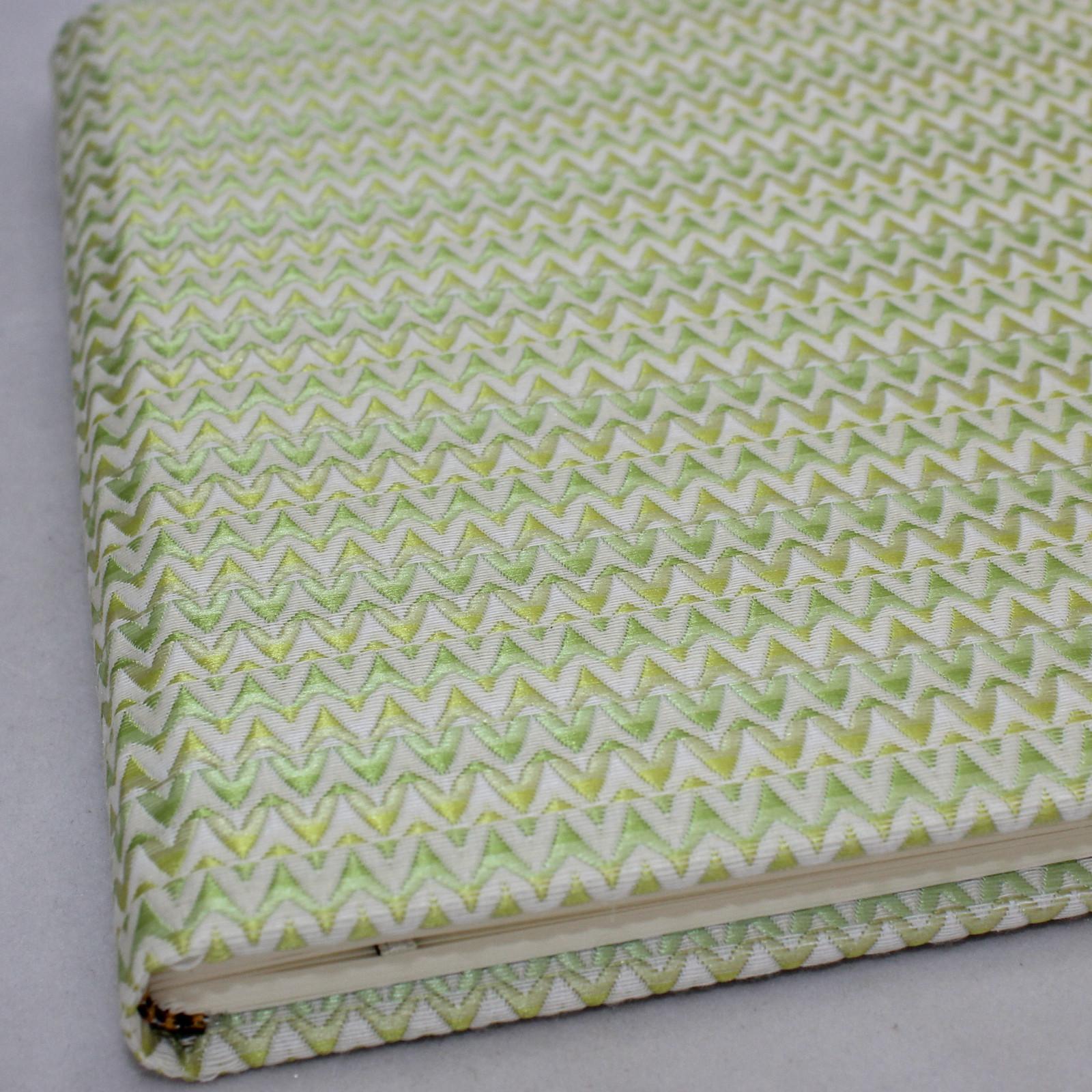 Gästebuch im Stoffeinband Green Wave