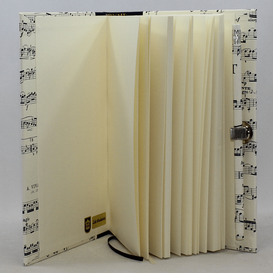 Einschreibbuch Sonata mit Stift aus bestem Einschreibpapier