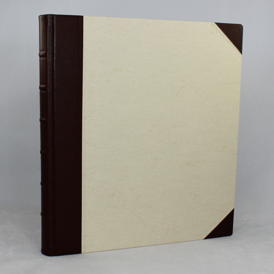 Gästebuch Elefantenhaut Hauptansicht Gästebuch Halbleder mit Elefantenhaut