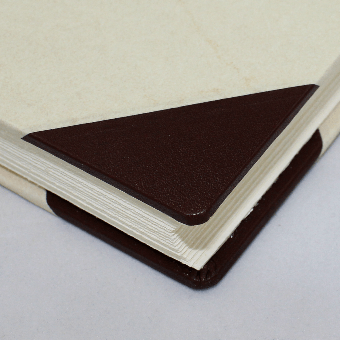 Gästebuch Elefantenhaut runde Ecken