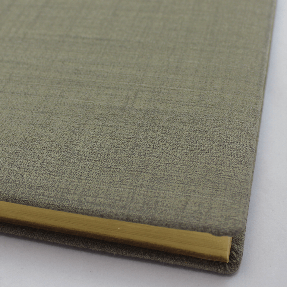 Gästebuch Prag in Olivgrün mit Goldschnittblock