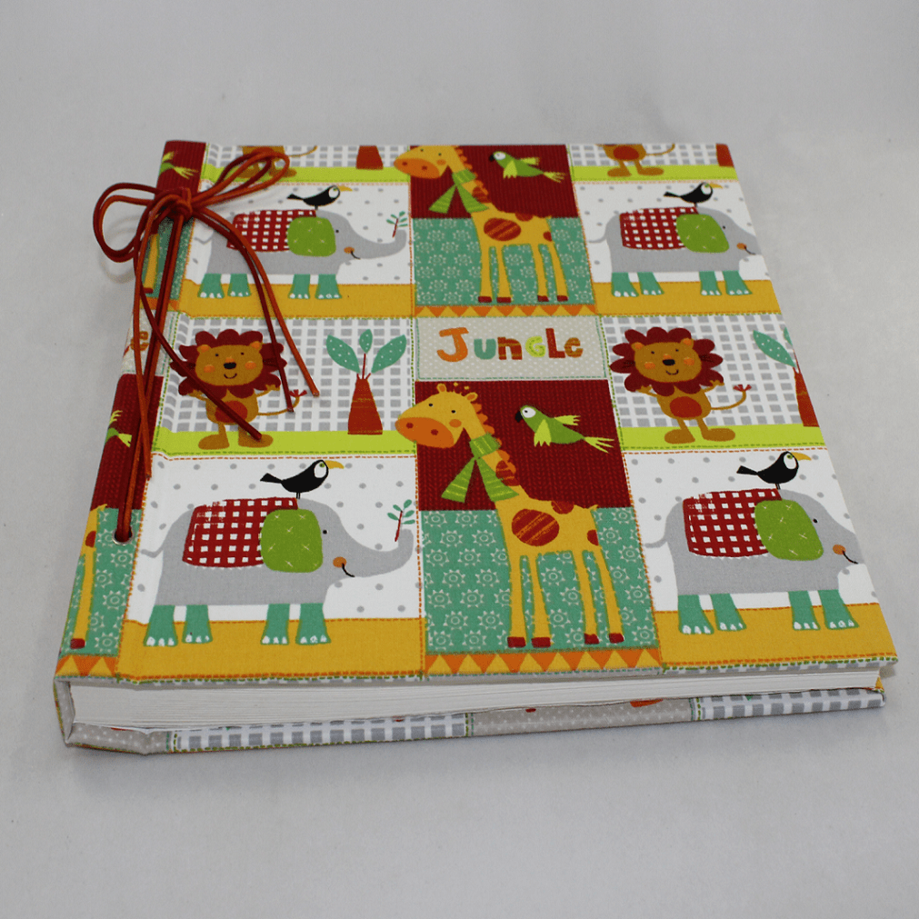 Kinderalbum Jungle rot mit Kordelbindung