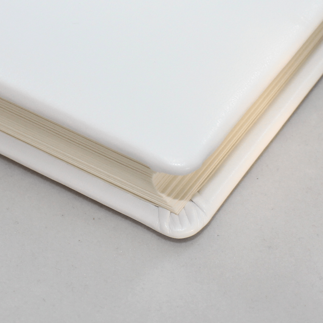 Fotoalbum Meine Kommunion runde Ecken Kommunionsalbum mit Namensprägung