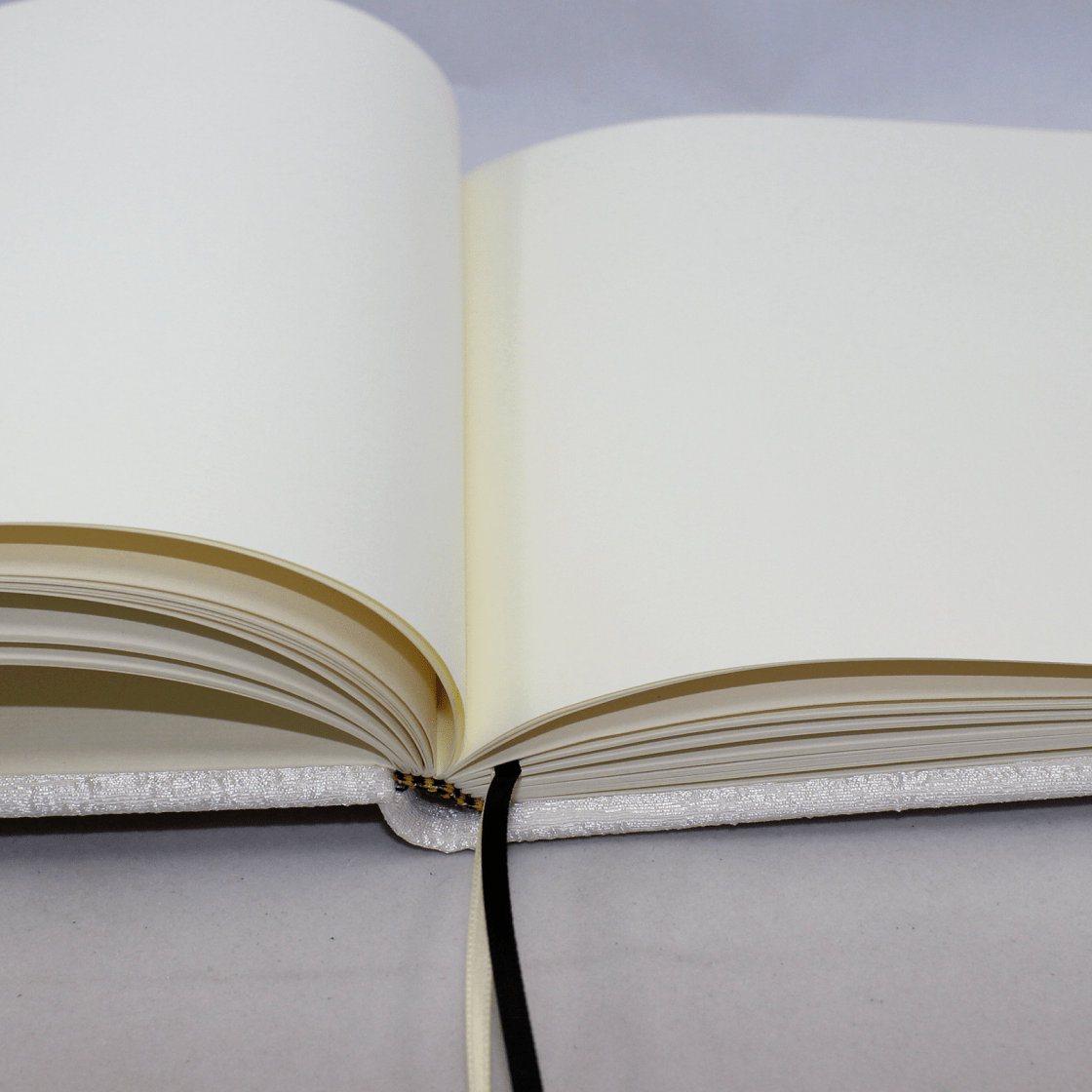 Gästebuch Gala Creme offen Gästebuch Gala creme