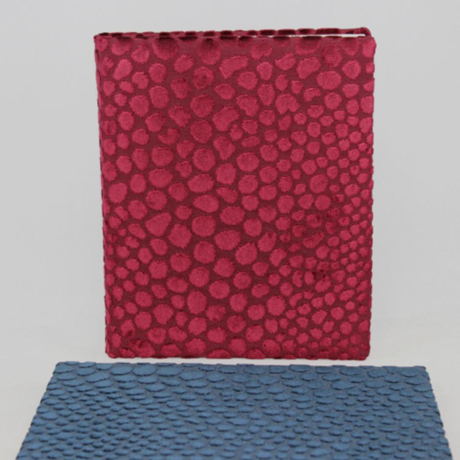 Gästebuch Tedd hochkant in rot oder blau