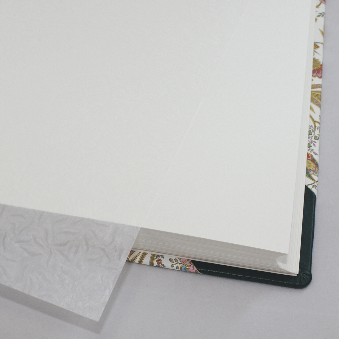 Fotoalbum Ciprio mit Pergaminpapier