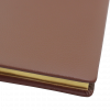 Gästebuch aus braunem genarbtem Leder mit Goldschnittblock