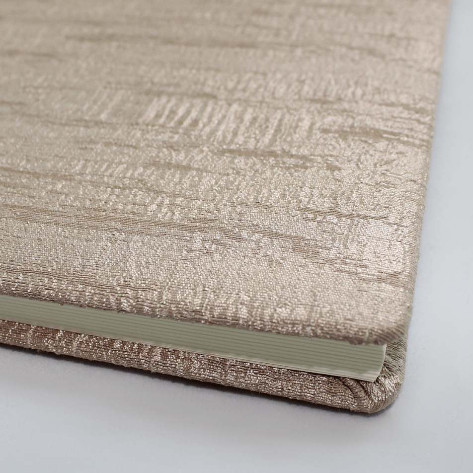 Gästebuch Gala hochkant in Lattemacchiato mit runden Ecken Gästebuch Gala hochkant in Lattemacchiato