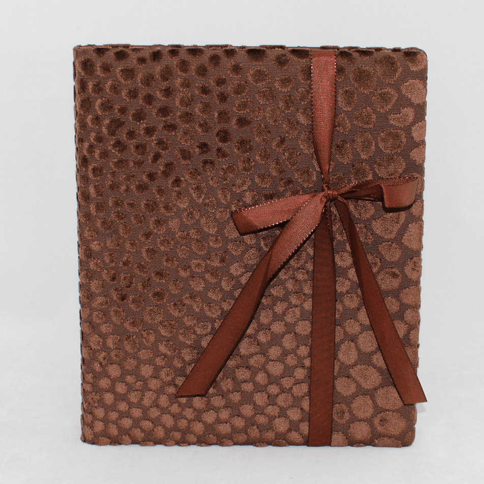 Gästebuch Tedd hochkant in braun mit Schleife