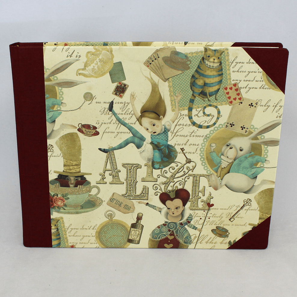 Gästebuch quer Alice mit weinrotem Buchbinderleinen