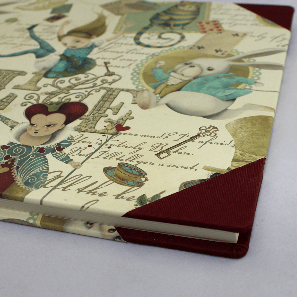 Gästebuch quer Alice mit weinrotem Buchbinderleinen