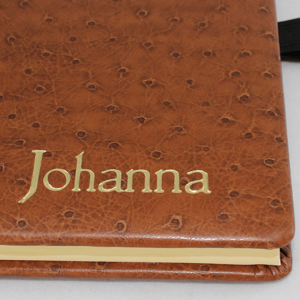 Kalender im Taschenformat in Straußenoptik