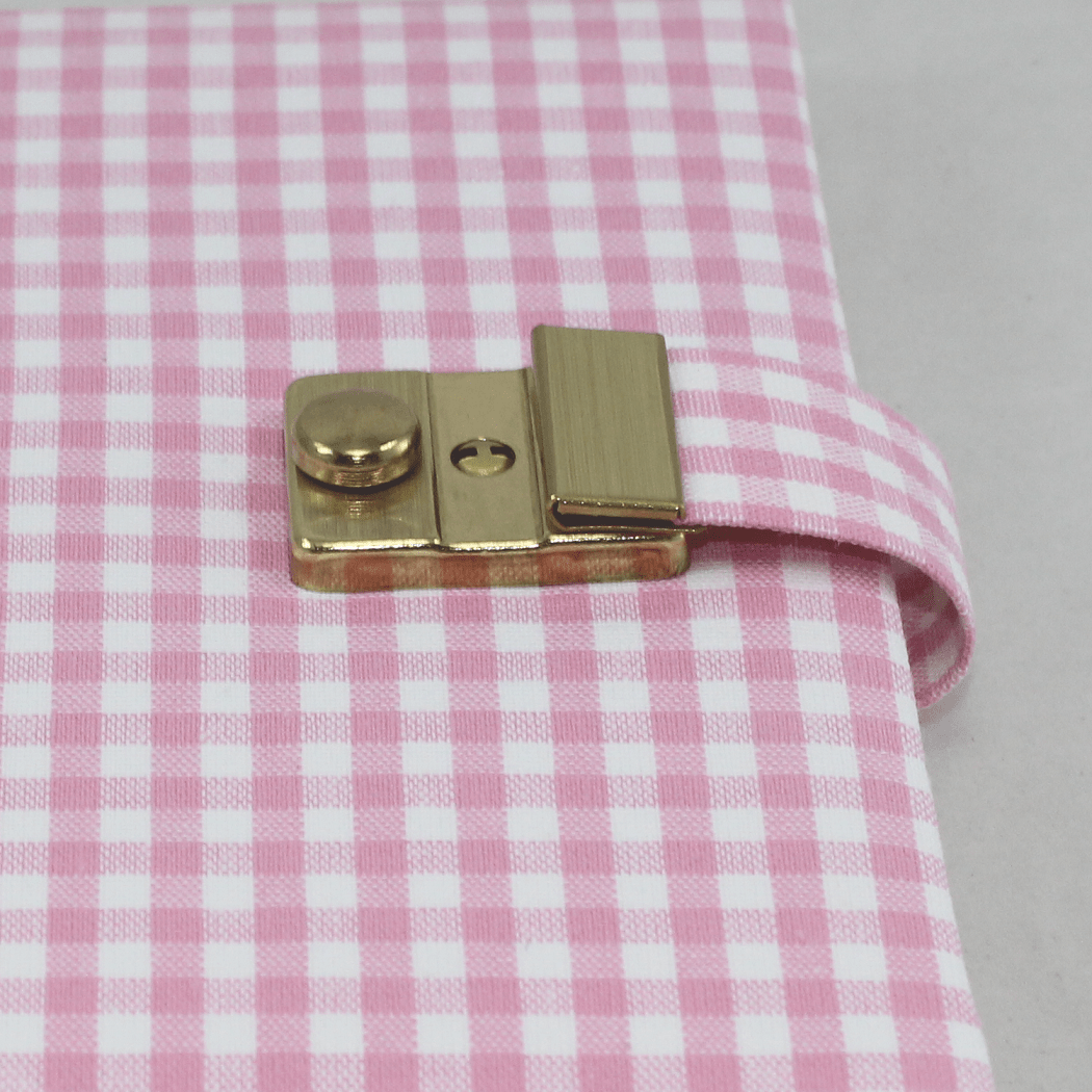 Tagebuch mit Schloss Karo in rosa