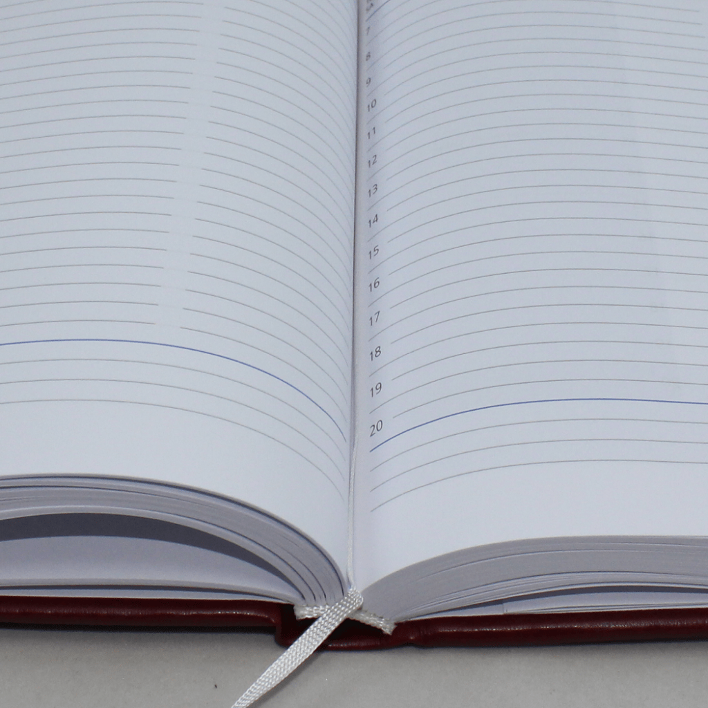 Taschenkalender 2025 DIN A5 aus Kunstleder für das Jahr 2025