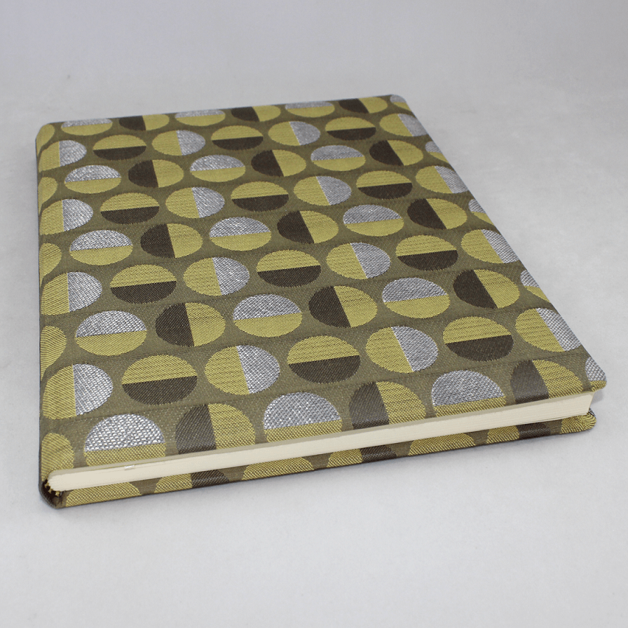 Dess. Swing F.9 hochkant liegend Gästebuch Swing hochkant in Grün