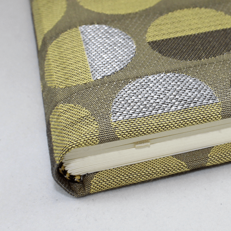 Dess. Swing F.9 hochkant runder Buchrücken