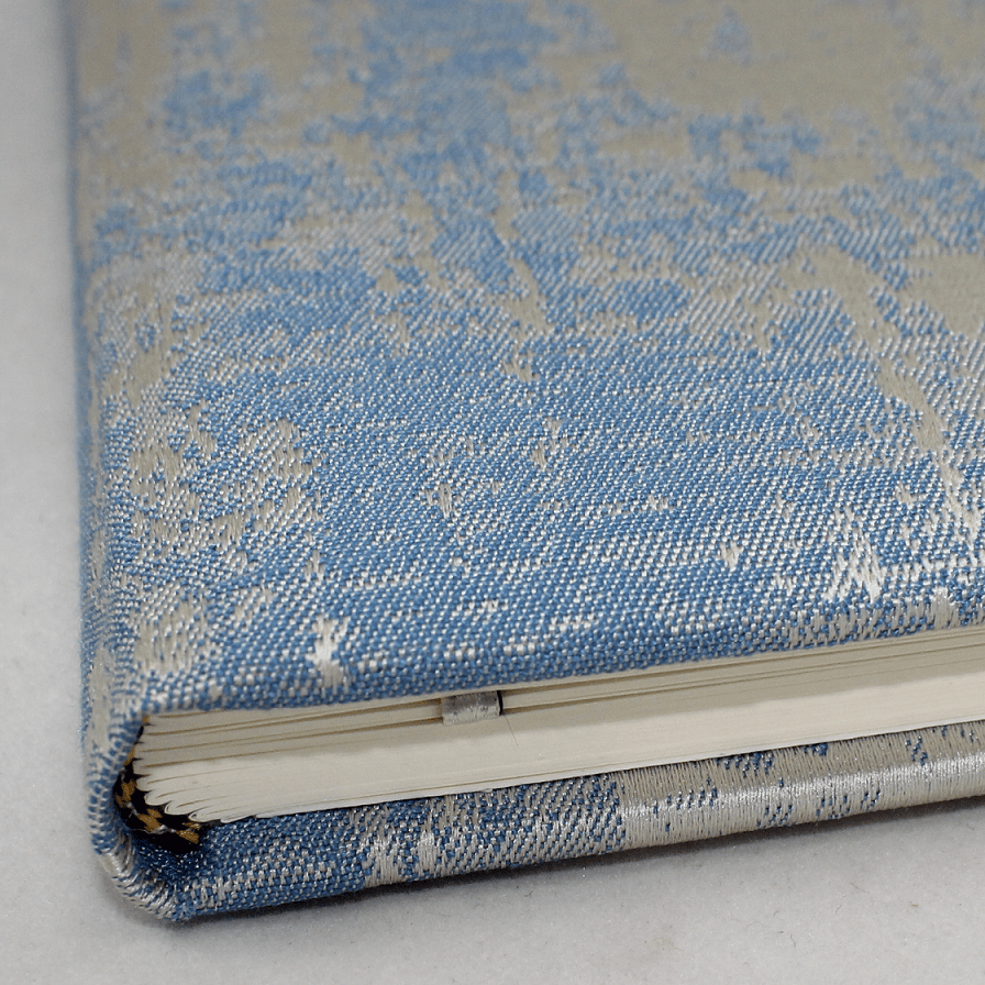 Gästebuch Anik quer in Blau