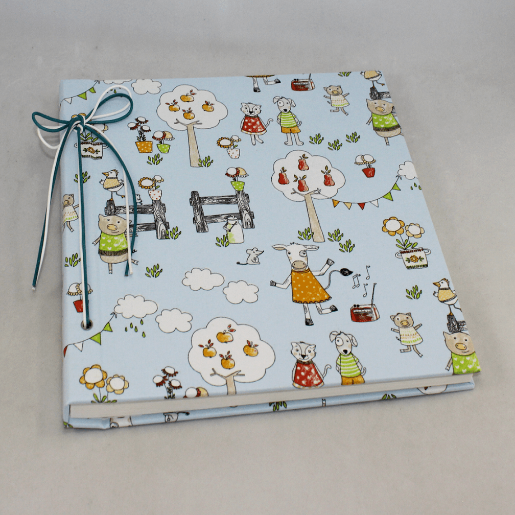 Fotoalbum "im Garten" mit Kordelbindung