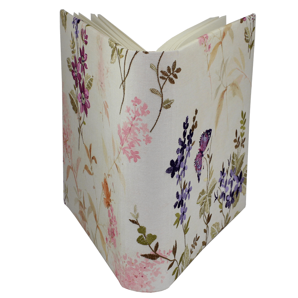 Fotoalbum Milla im Stoffeinband mit gestickten Blumen