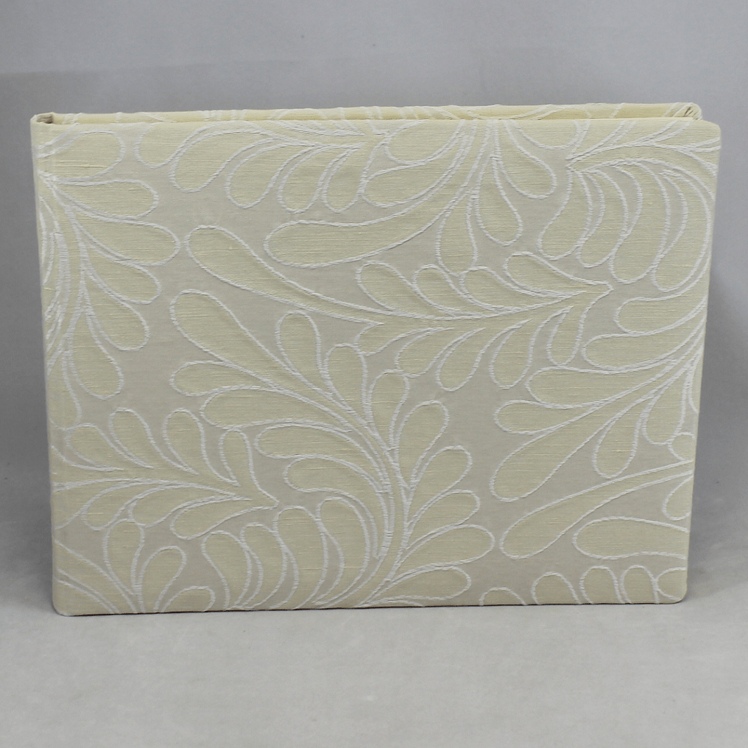 Des.Zara Gästebuch quer charmoire Hauptansicht Gästebuch Zara quer in Creme