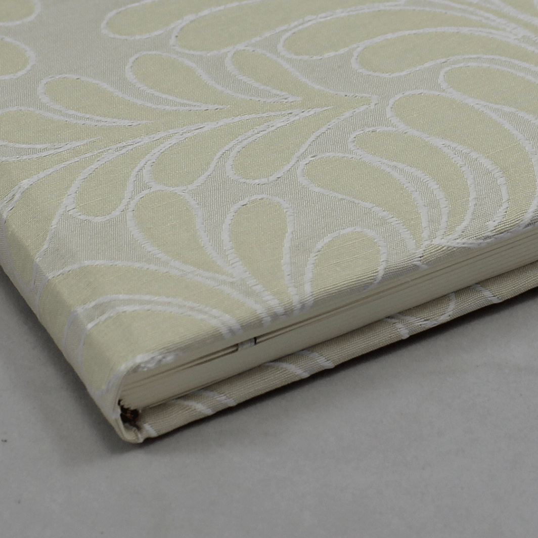 Des.Zara Gästebuch quer charmoire runder Buchrücken Gästebuch Zara quer in Creme