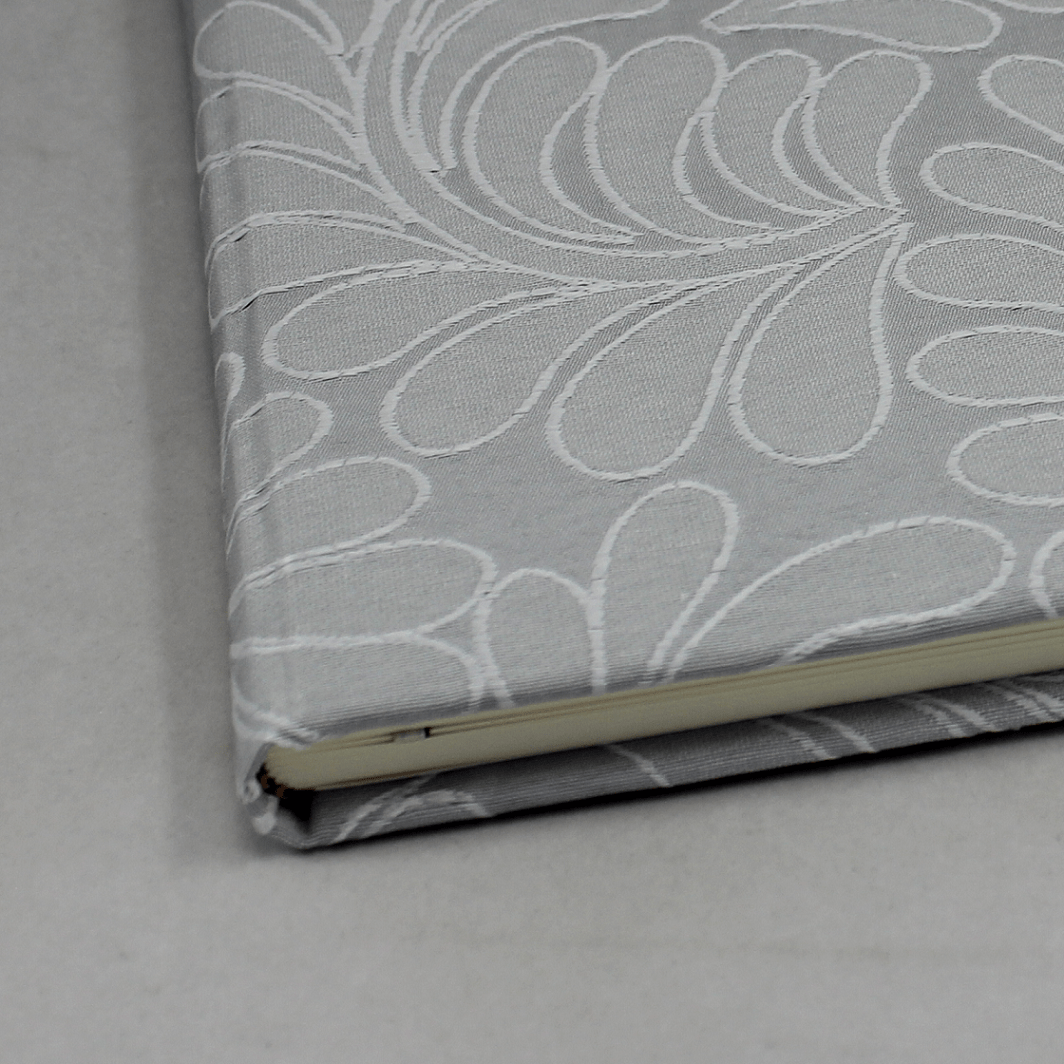 Des.Zara Gästebuch quer grau runder Buchrücken Gästebuch Zara quer in Grau