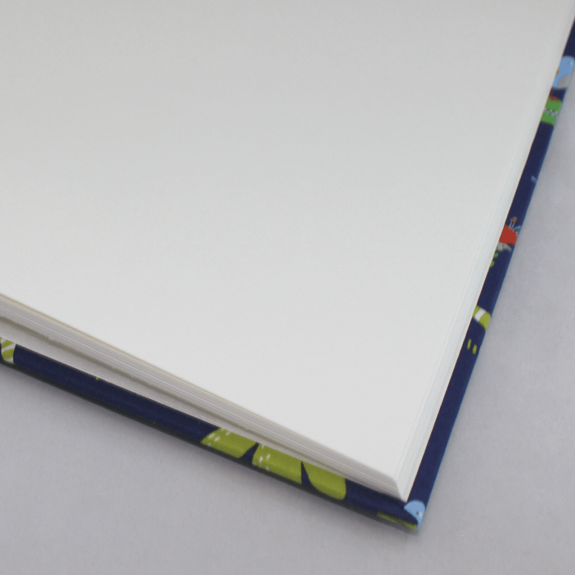 Kinderalbum Krokodil mit Kordelbindung in Blau