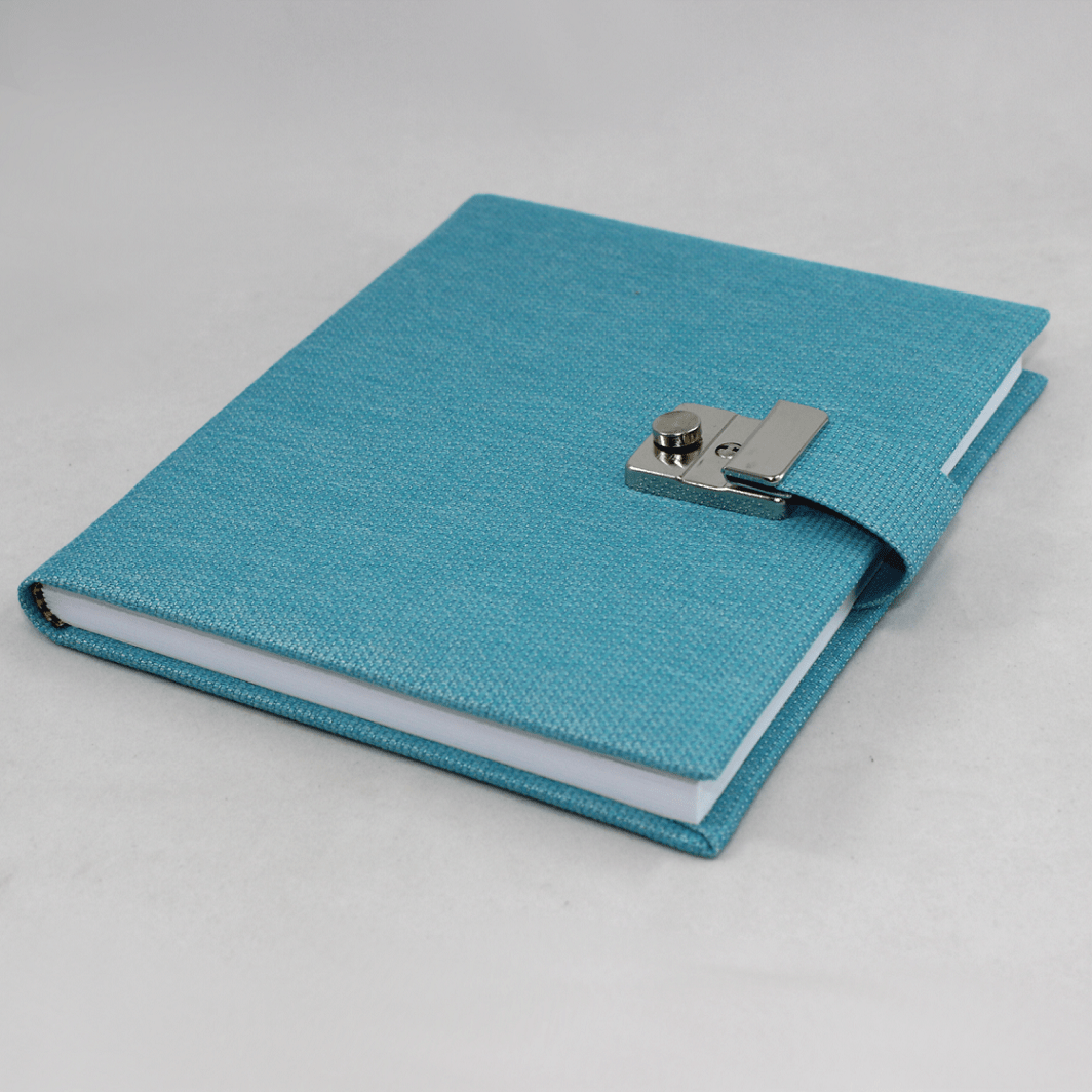 Tagebuch mit Schloss Candy in Blau