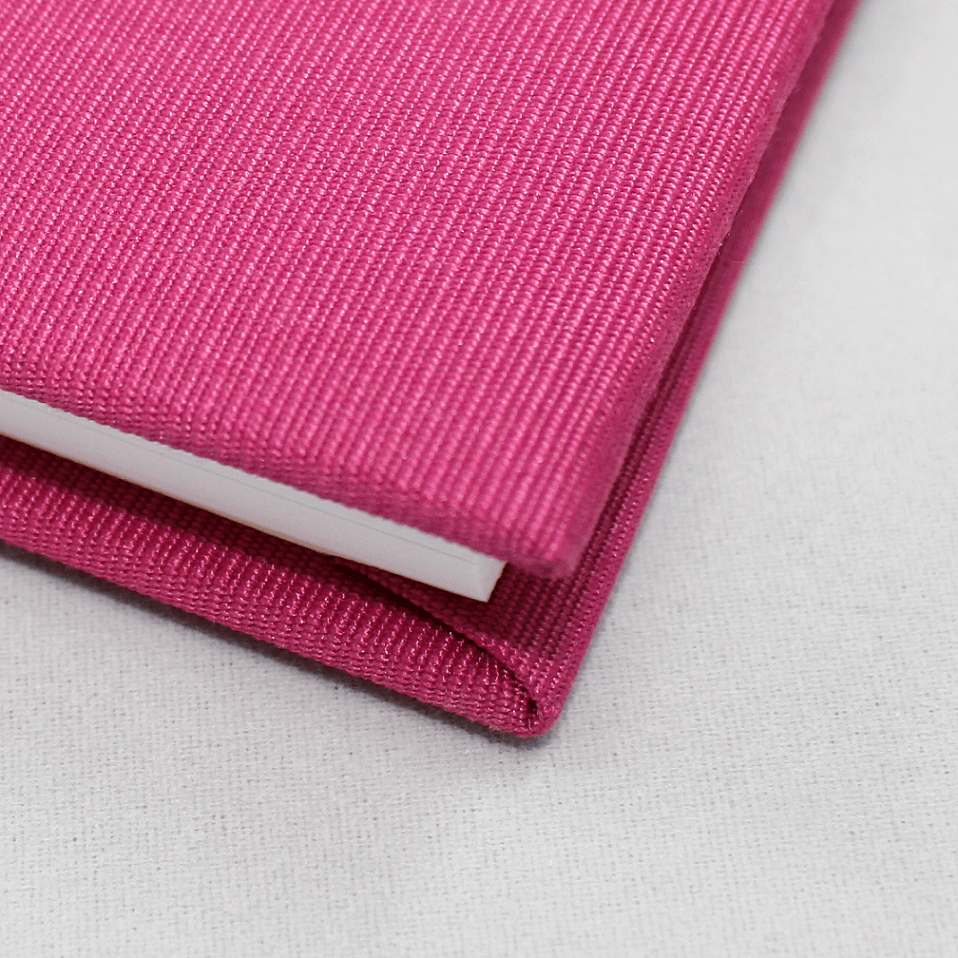 Gästebuch Multicolori hochkant in Pink