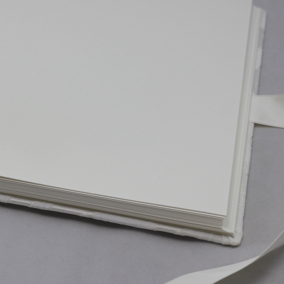 Foto-Gästebuch Davoli mit Schleife