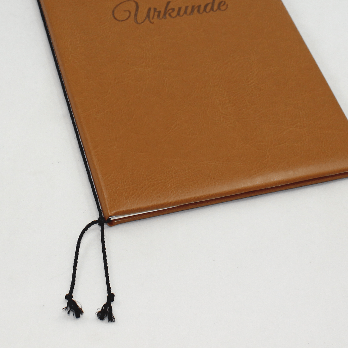 Urkundenmappe aus Kunstleder mit Troddeln Urkundenmappe aus Kunstleder mit Prägung