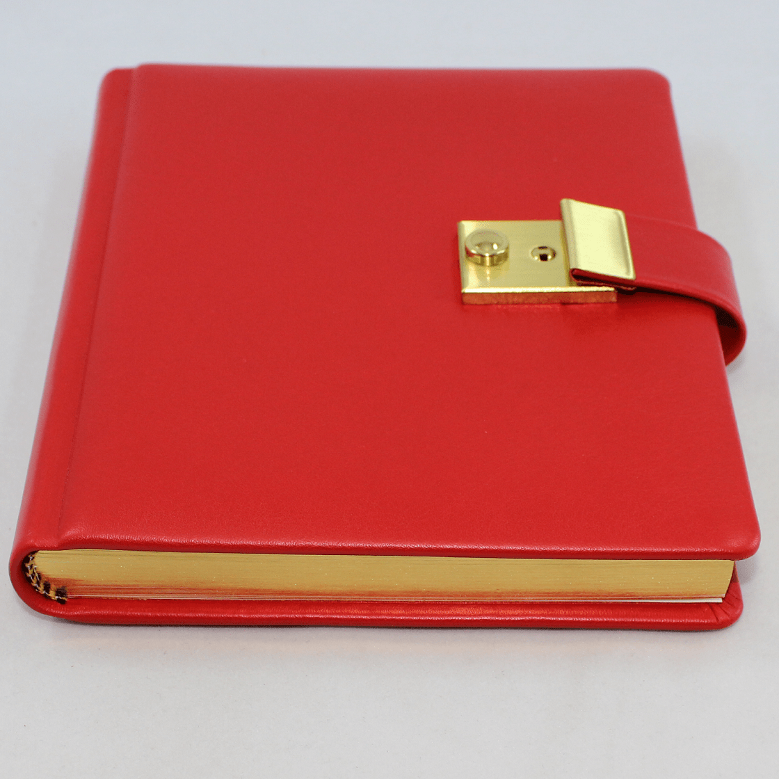 Tagebuch mit Schloss aus glattem rotem Leder - Handarbeit