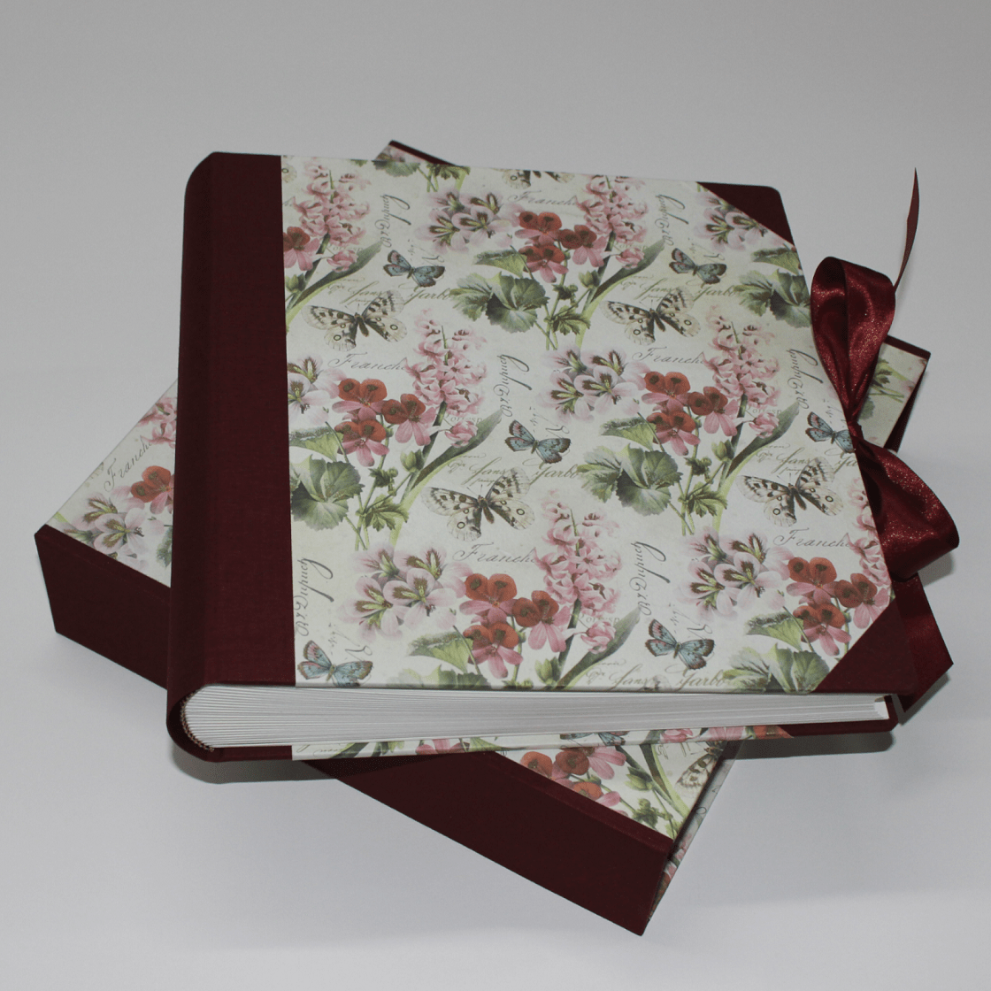 Buch+Schuber Fotoalbum Romantica mit Schutzschuber