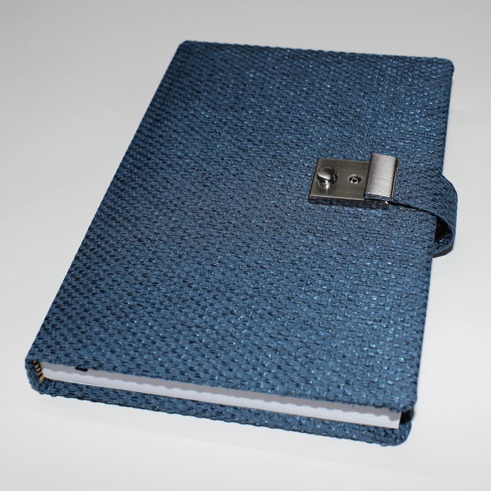 Taschenkalender Liam DIN A5 in Blau mit Schloss